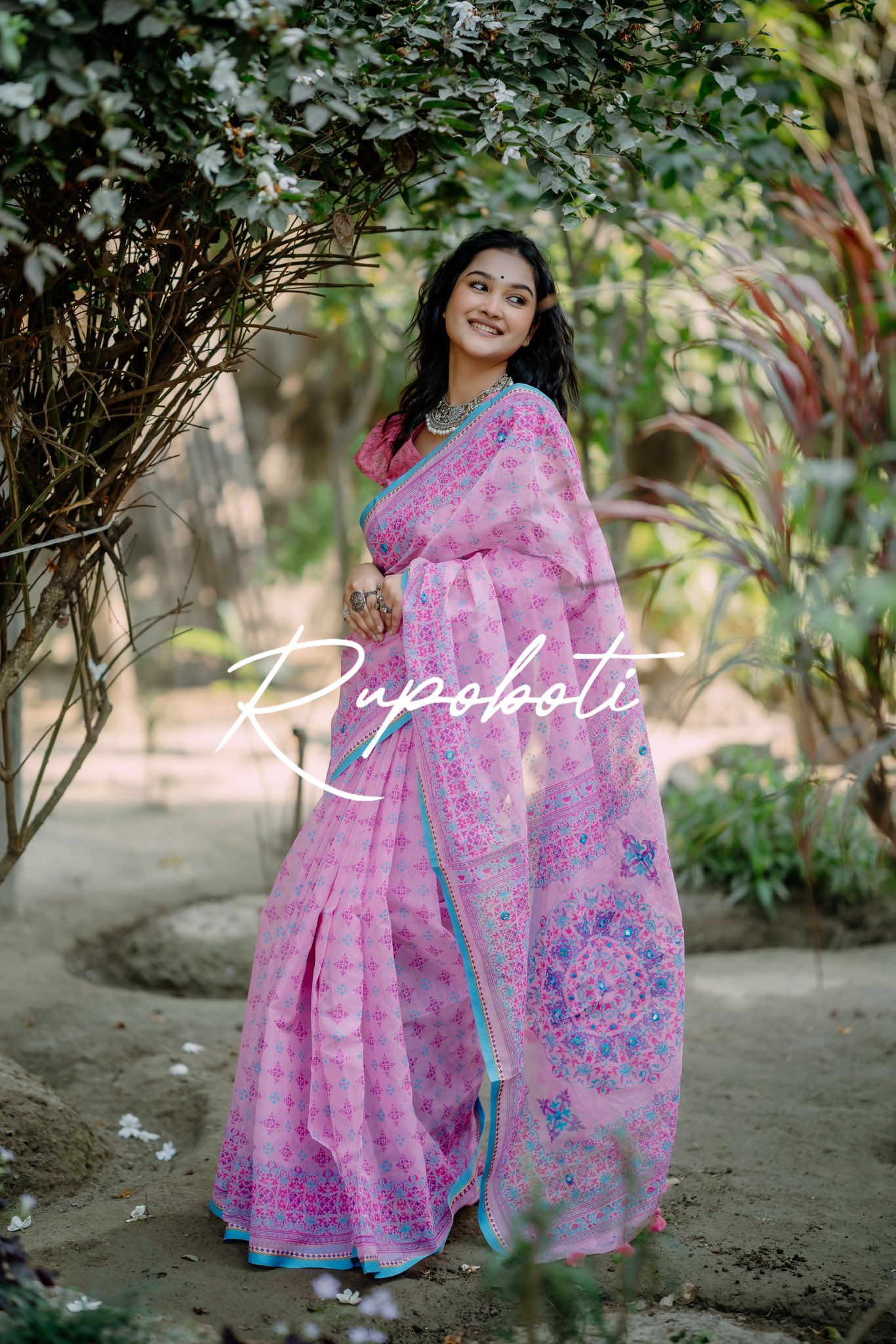 বুটিক্স শাড়ি (প্রিমিয়াম কোয়ালিটি)