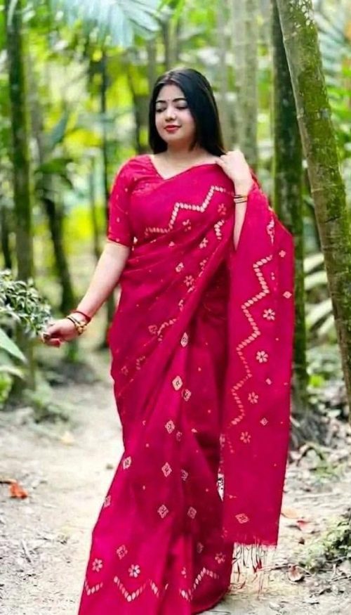 সুতার কাজের জামদানী শাড়ি